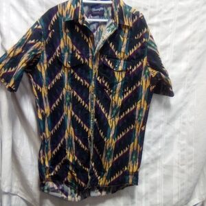 Vtg wrangler pearl snap button Navajo,Aztec,western rodeo shirt